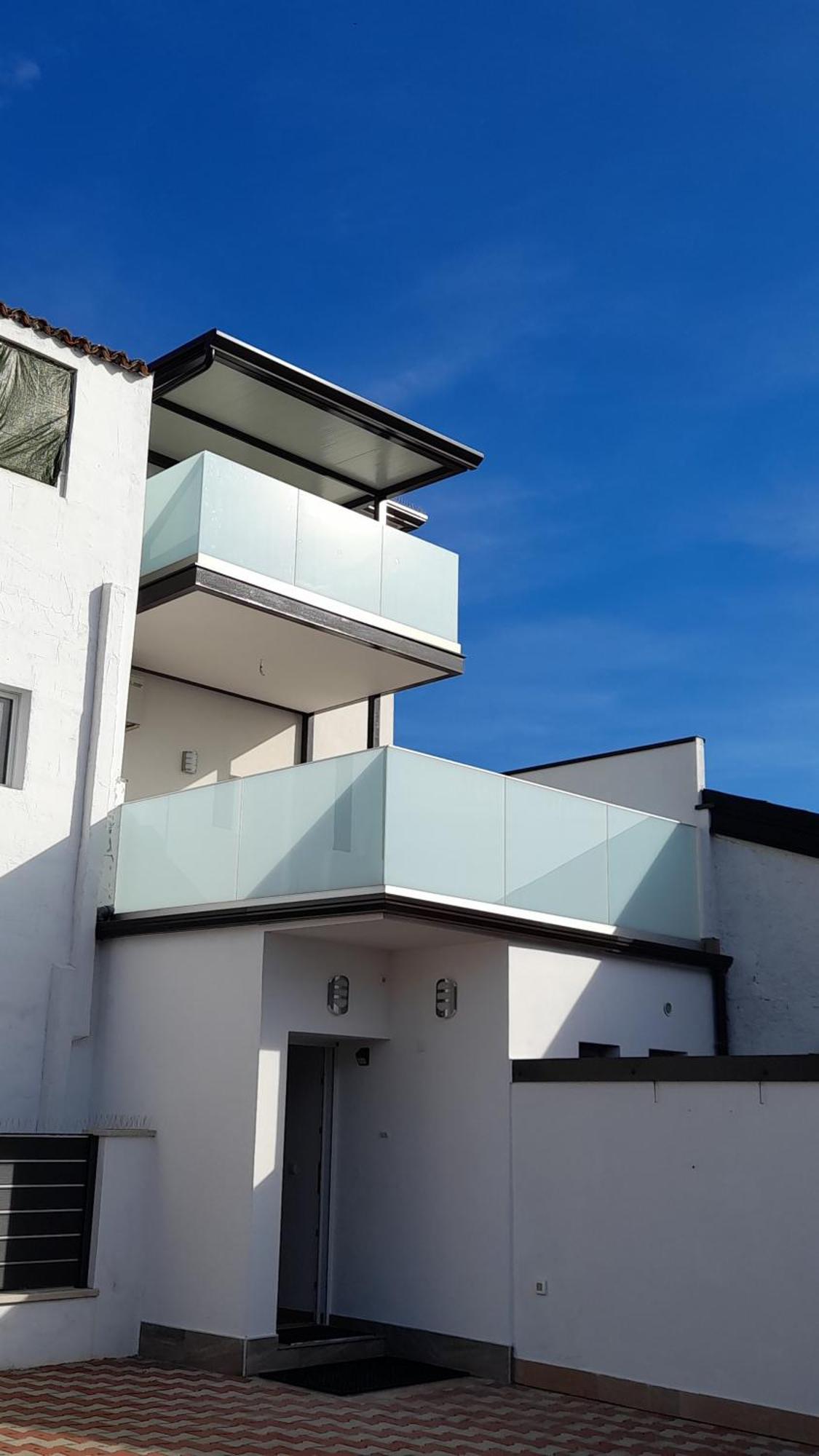 Apartments Donella ウマグ エクステリア 写真